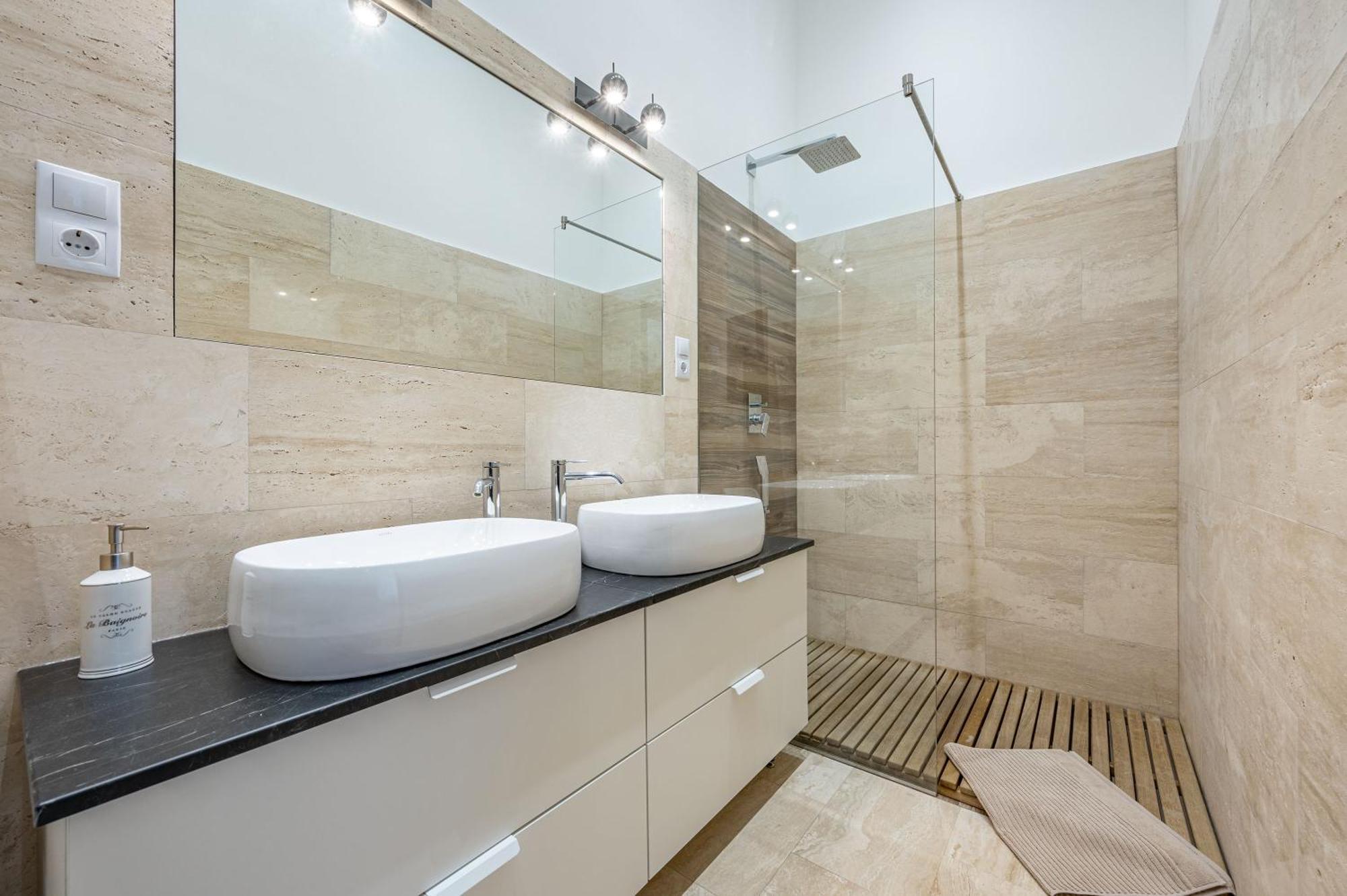 Elizabeth Apartment Deluxe Budapest Esterno foto
