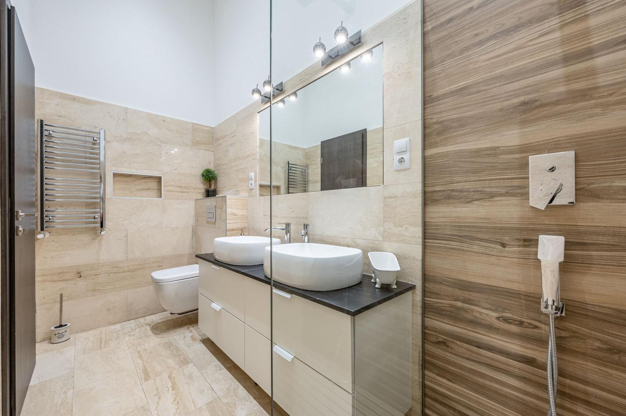 Elizabeth Apartment Deluxe Budapest Esterno foto